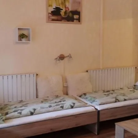 Vadszolo Vendeghaz *