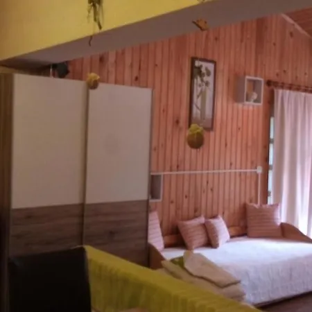 Vadszolo Vendeghaz Apartmán *