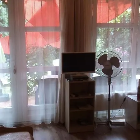 Vadszolo Vendeghaz Cák