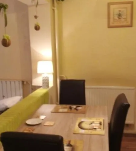 Vadszolo Vendeghaz Cák